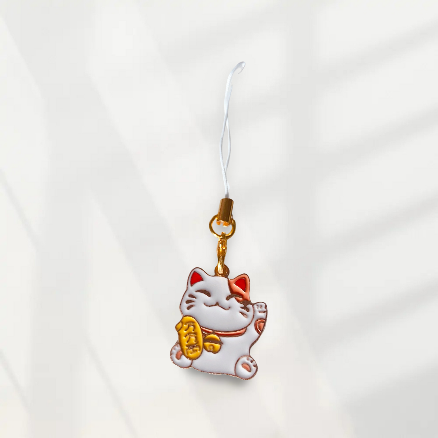 🐱✨ Lucky Cat Phone Charm – Brings Good Fortune