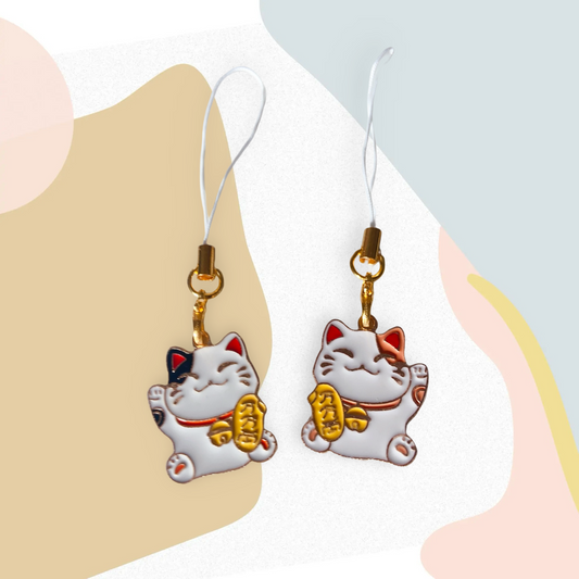 🐱✨ Lucky Cat Phone Charm – Brings Good Fortune