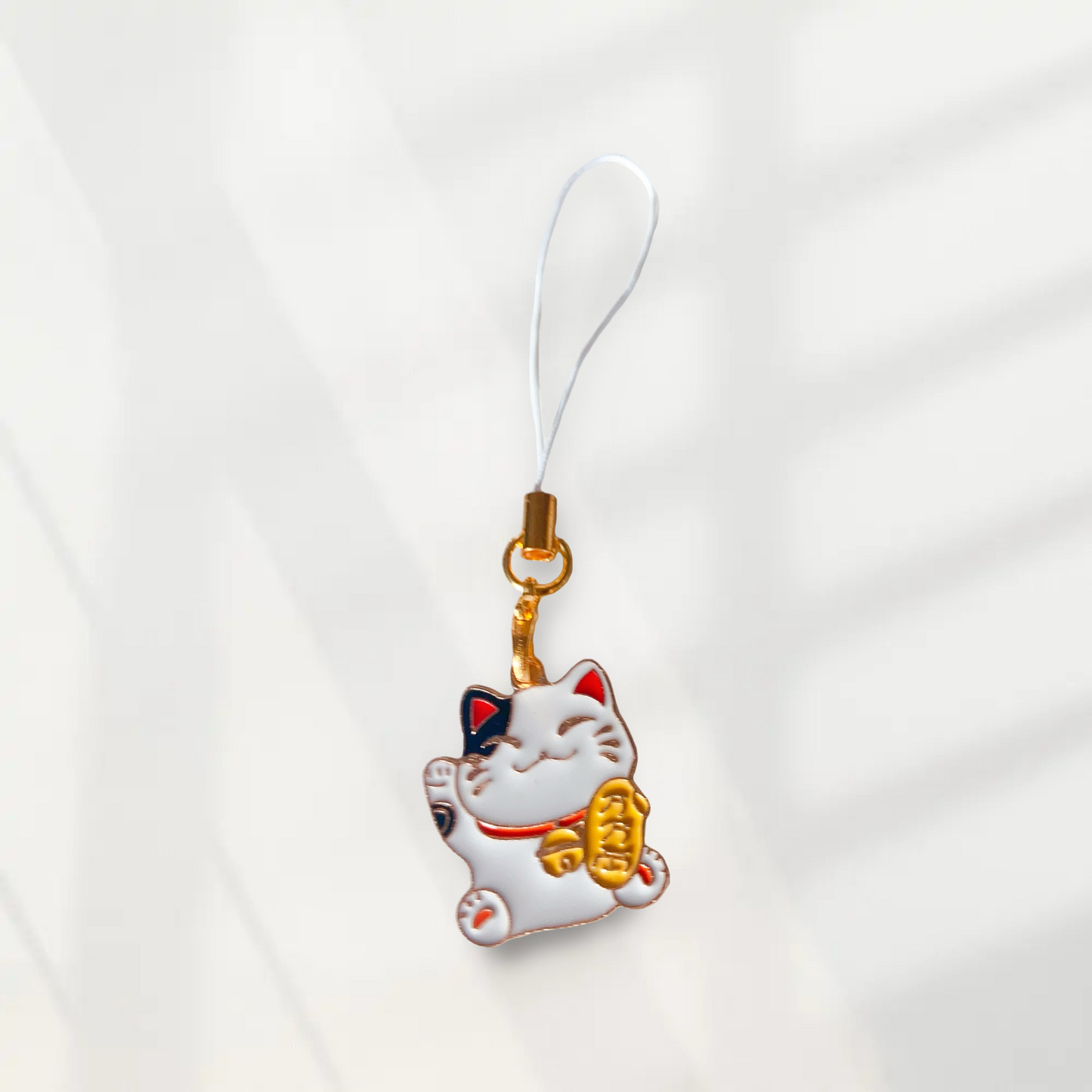 🐱✨ Lucky Cat Phone Charm – Brings Good Fortune