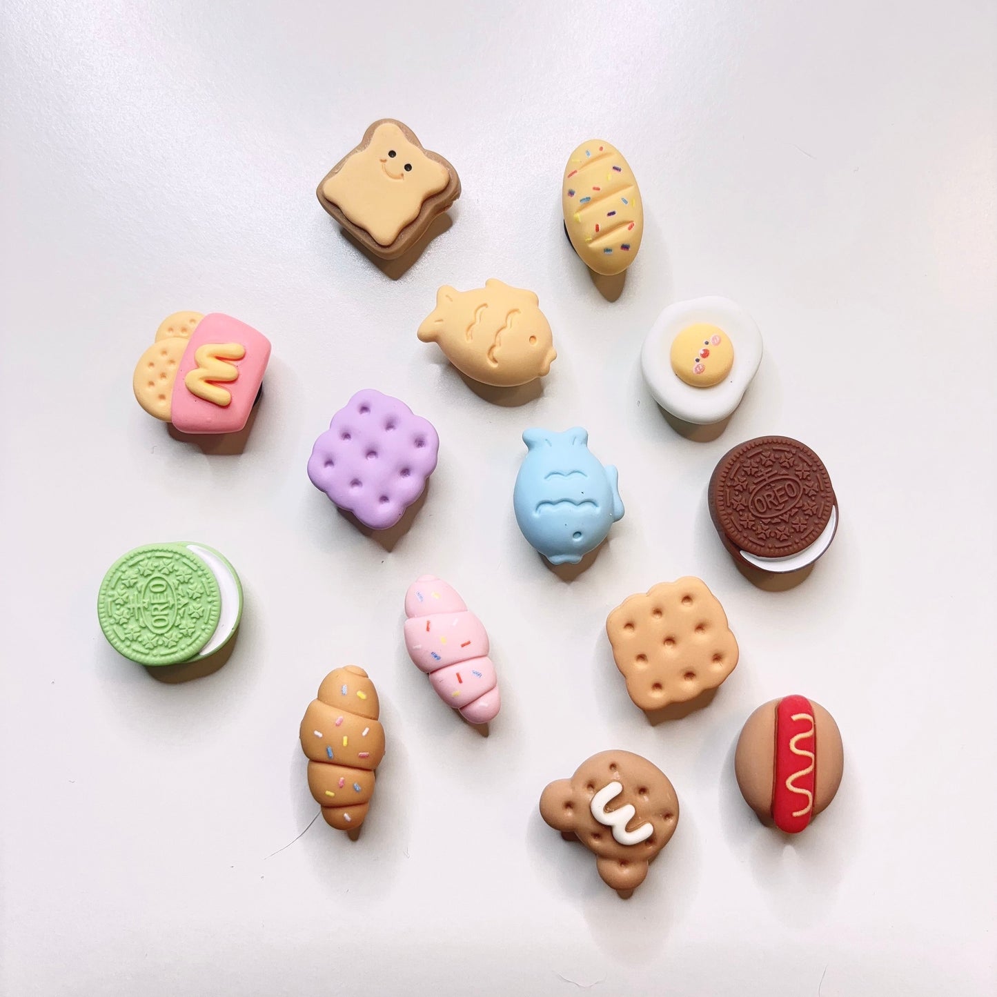 🍩 Cute Food Shoe Charms – 14 pcs Set 🍪