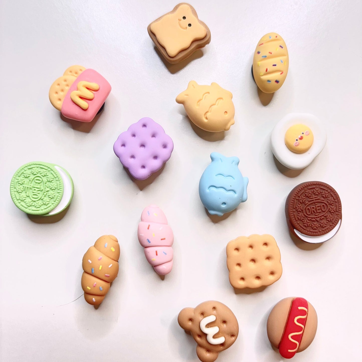 🍩 Cute Food Shoe Charms – 14 pcs Set 🍪